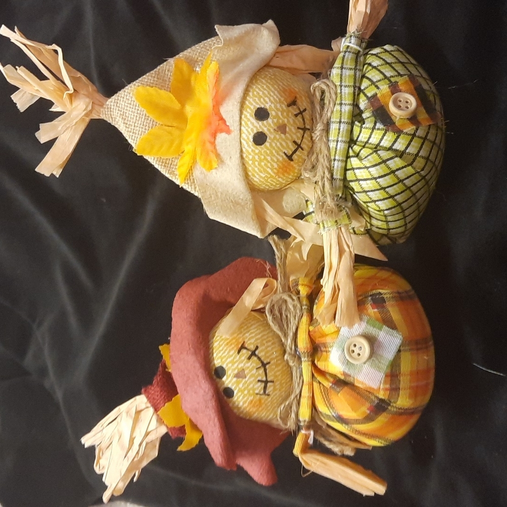 Autumn Fall handcrafted bean bottom cotton Scare crows